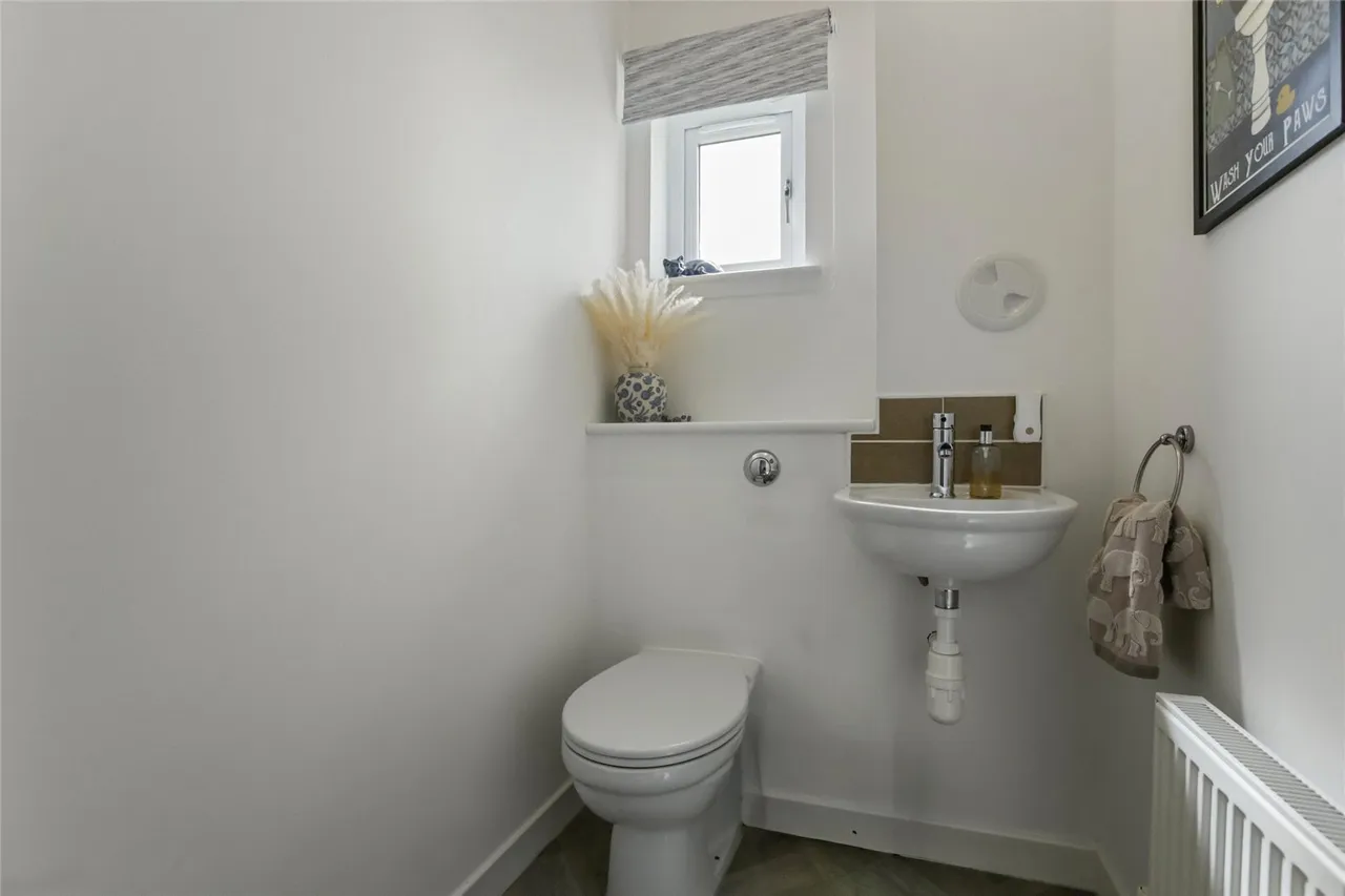 Breichwater Place, Fauldhouse, Bathgate, West Lothian, EH47, photo 9