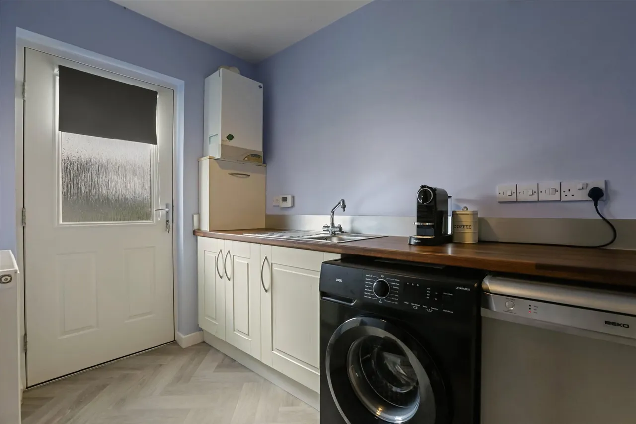 Breichwater Place, Fauldhouse, Bathgate, West Lothian, EH47, photo 6