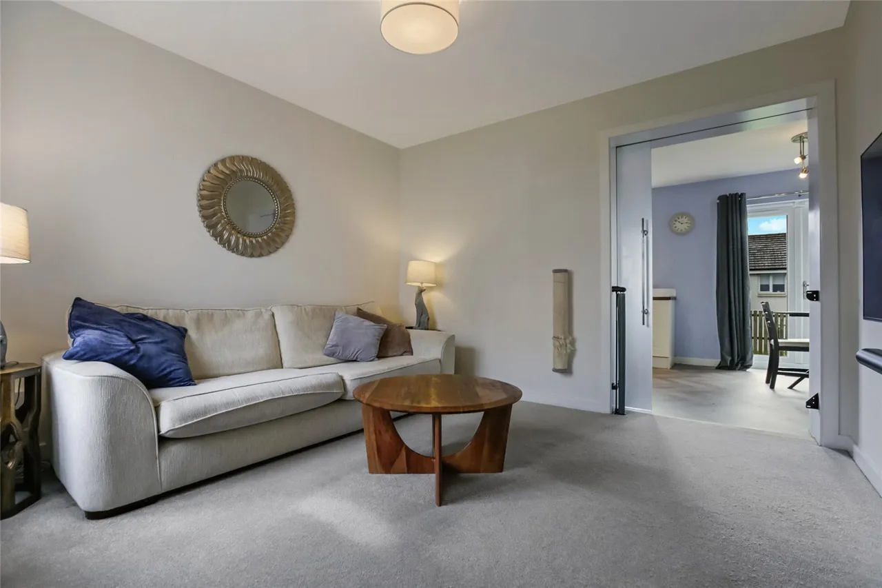Breichwater Place, Fauldhouse, Bathgate, West Lothian, EH47, photo 3