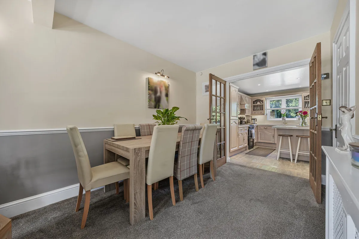 Carter Drive, Romford, Collier Row, RM5 2PH, photo 3