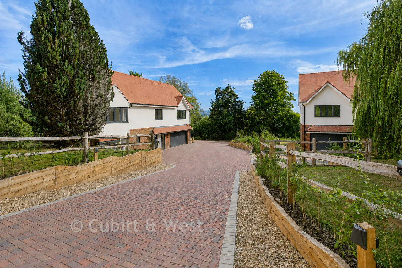 Coppice Hill, Coppice Hanger, RH20, photo 2