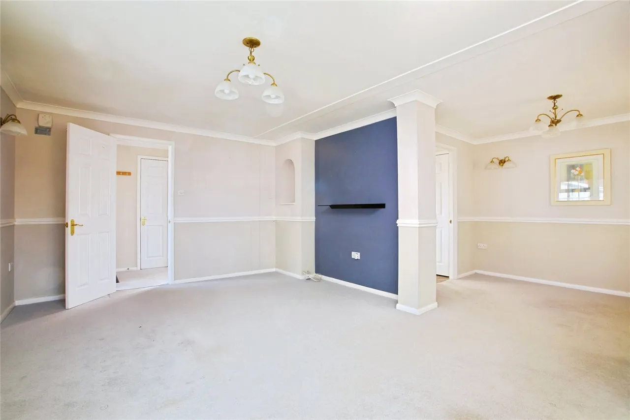 Broadway Park, The Causeway, GU31, photo 4