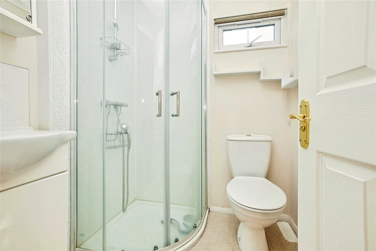 Broadway Park, The Causeway, GU31, photo 10