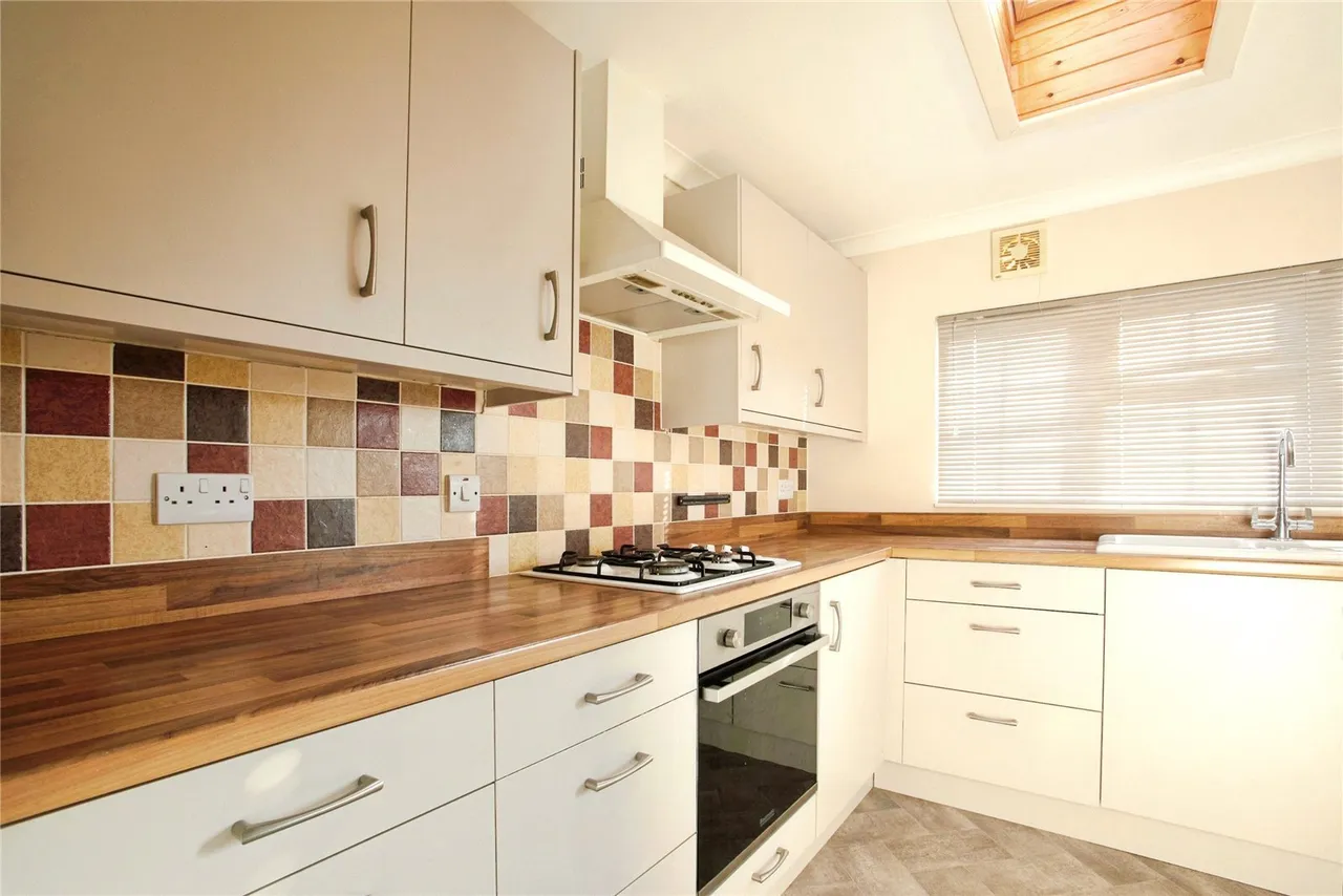 Broadway Park, The Causeway, GU31, photo 6