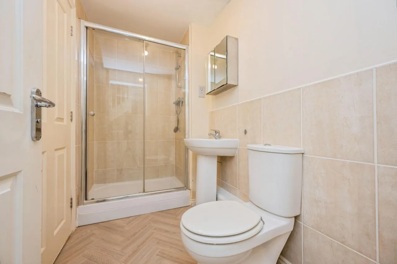 The Laurels, Fazeley, B78, photo 13
