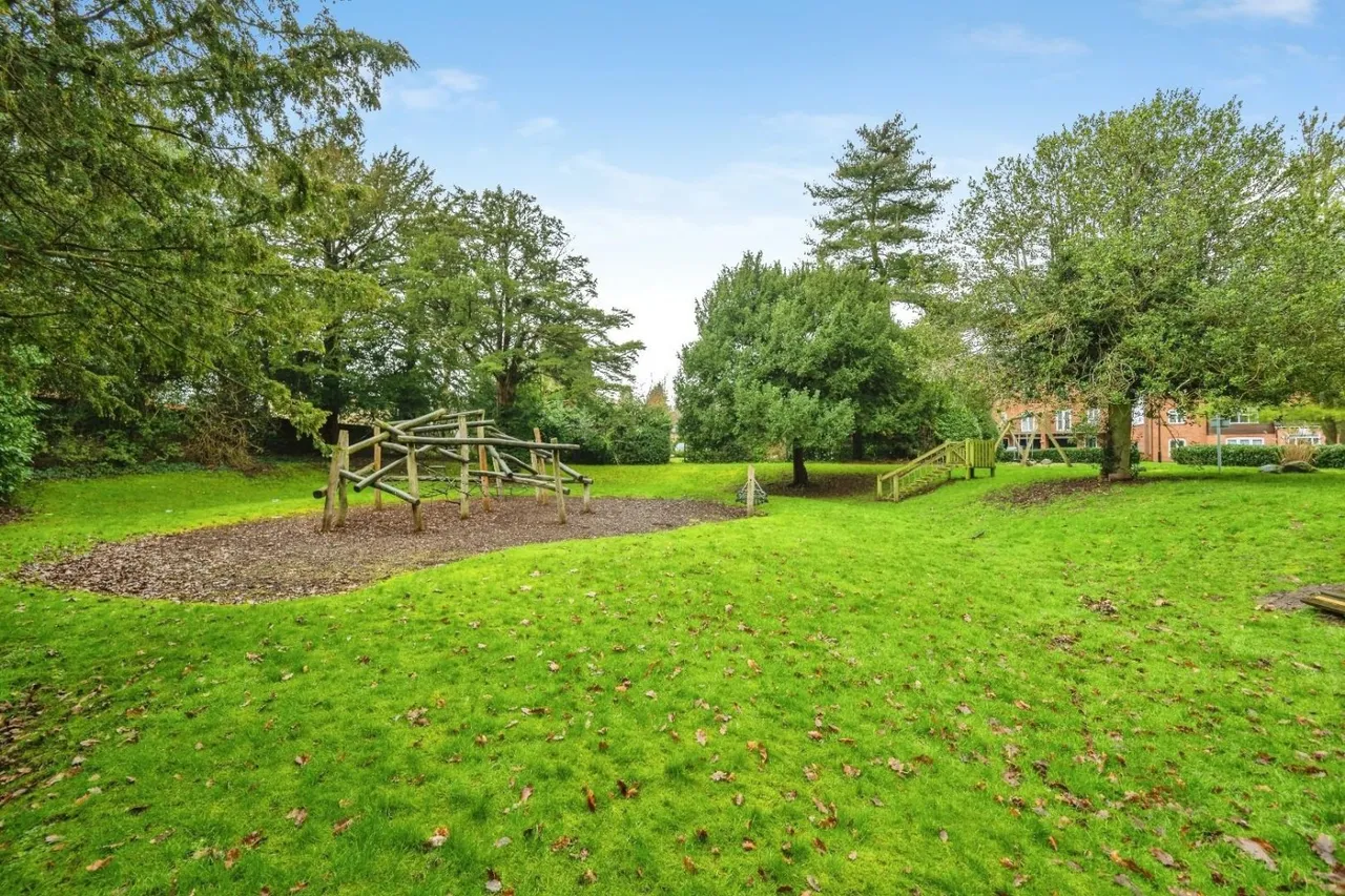 The Laurels, Fazeley, B78, photo 28