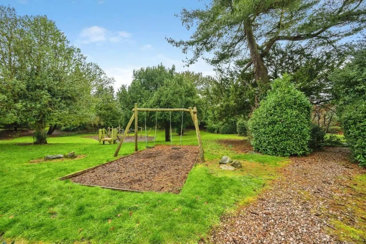 The Laurels, Fazeley, B78, photo 29