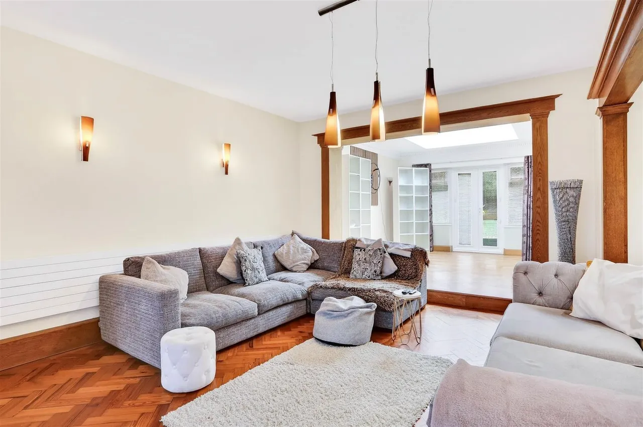 Shirley Avenue, South Cheam, SM2, photo 10