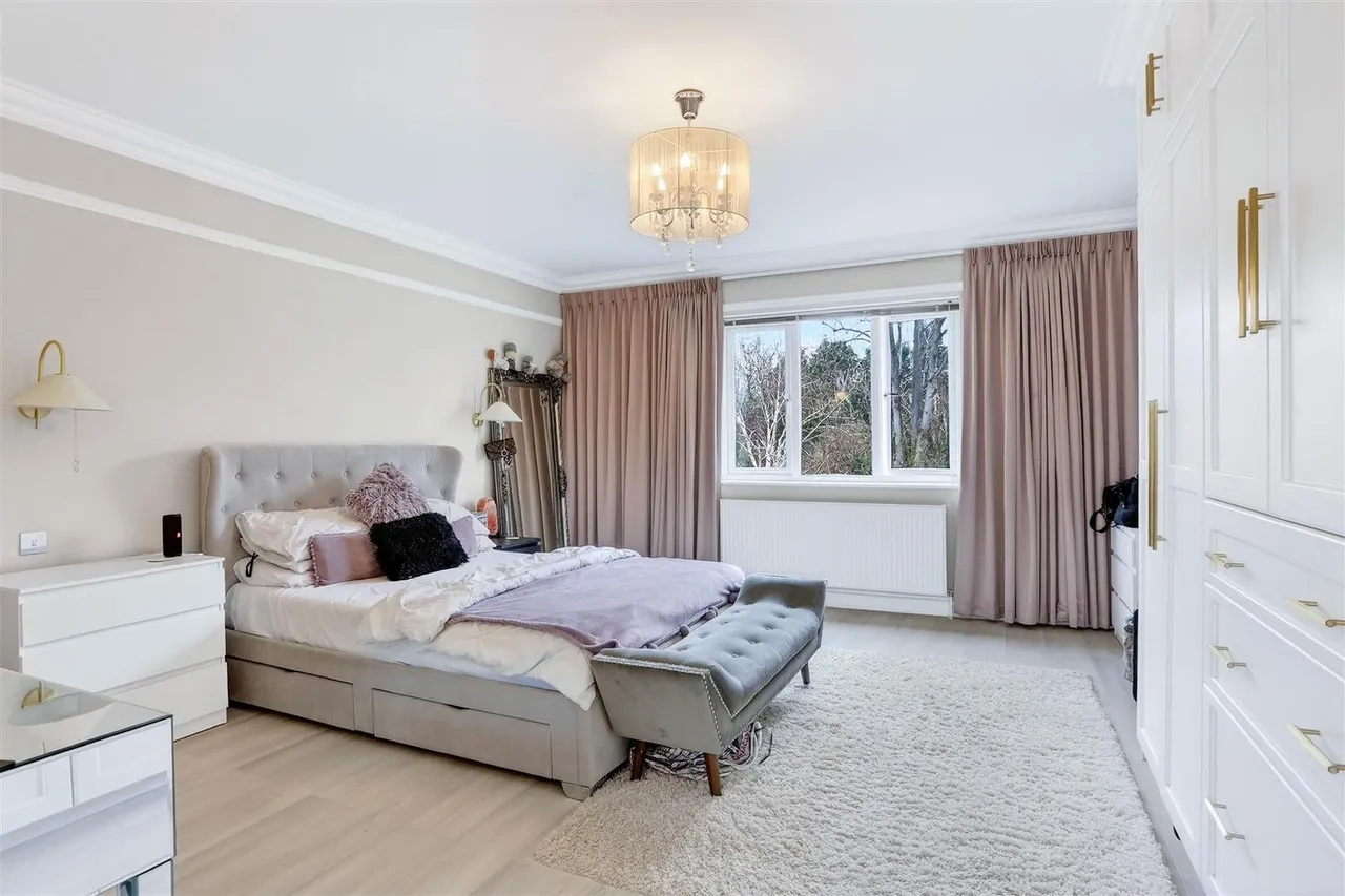 Shirley Avenue, South Cheam, SM2, photo 23