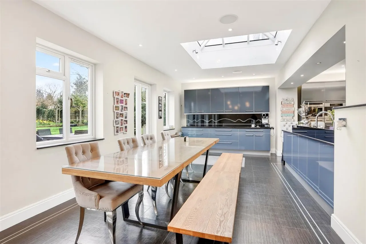 Shirley Avenue, South Cheam, SM2, photo 15