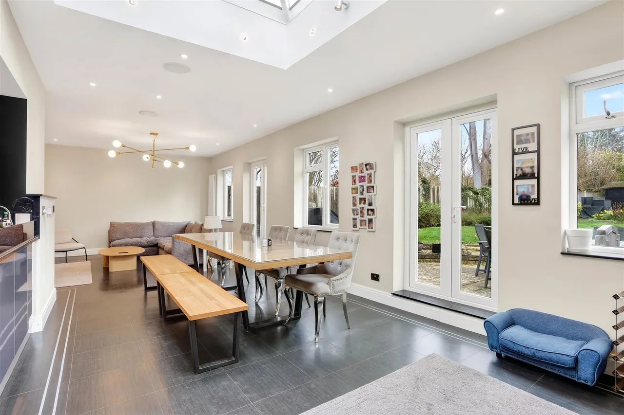 Shirley Avenue, South Cheam, SM2, photo 16