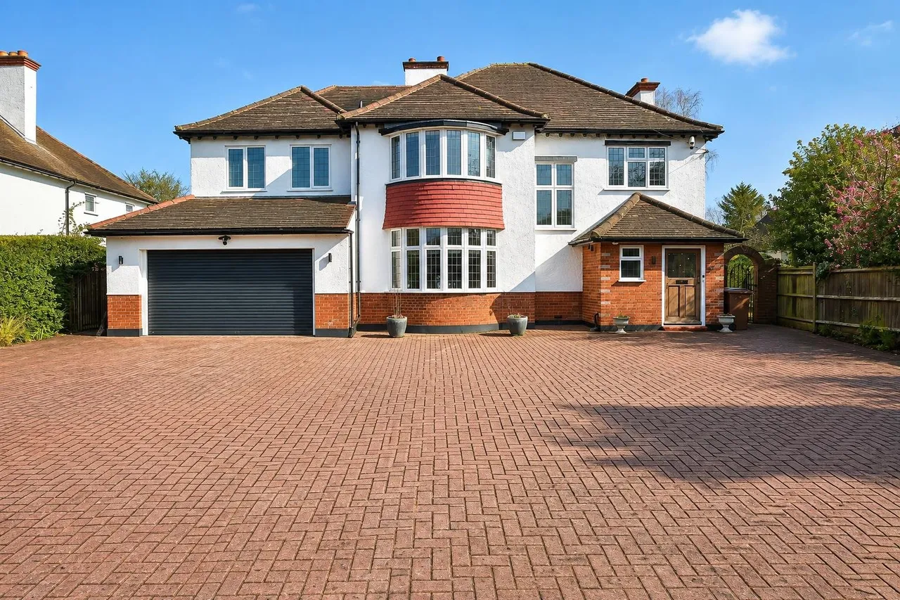 5 bed house for sale, Shirley Avenue, South Cheam, SM2