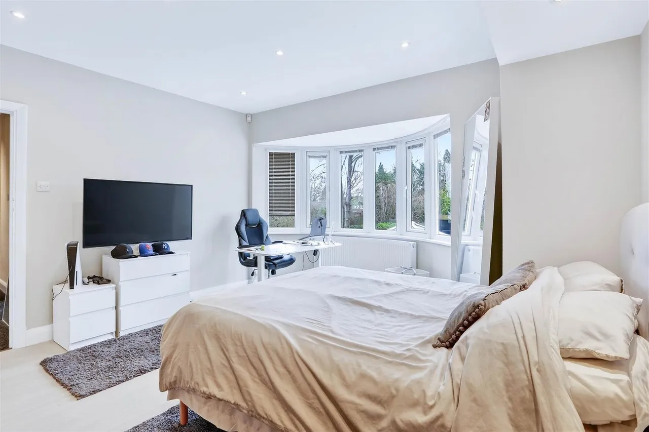 Shirley Avenue, South Cheam, SM2, photo 29