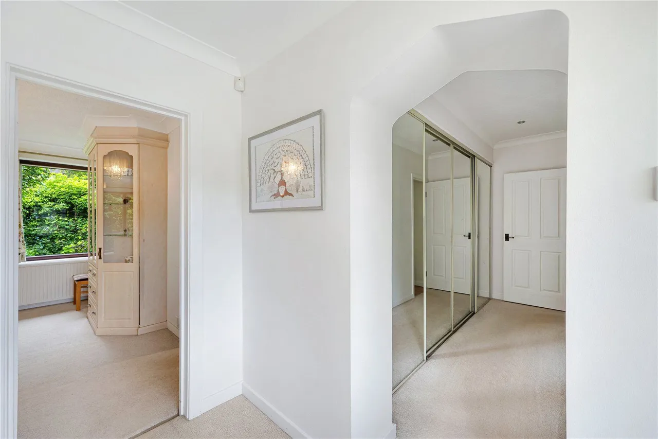 Thorner Lane, Scarcroft, LS14, photo 11