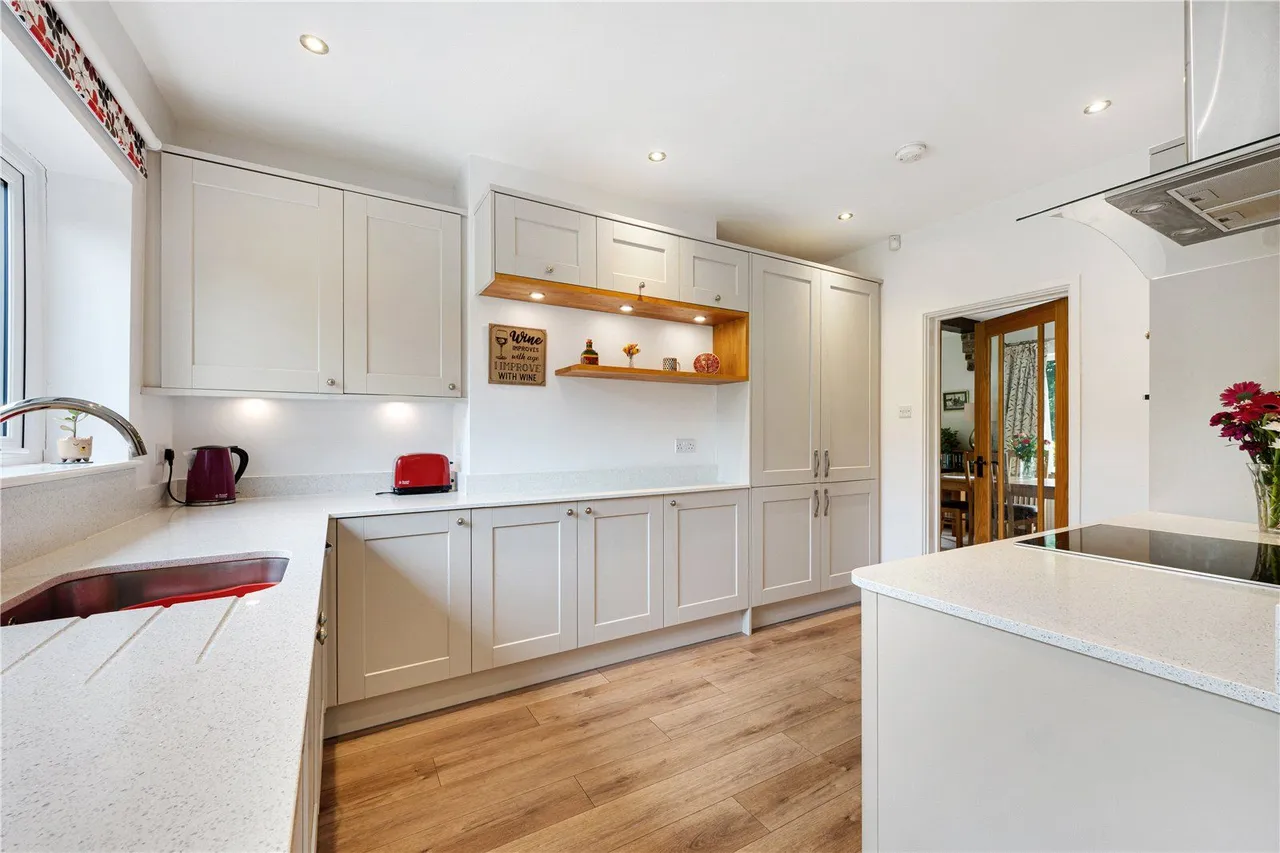 Thorner Lane, Scarcroft, LS14, photo 5