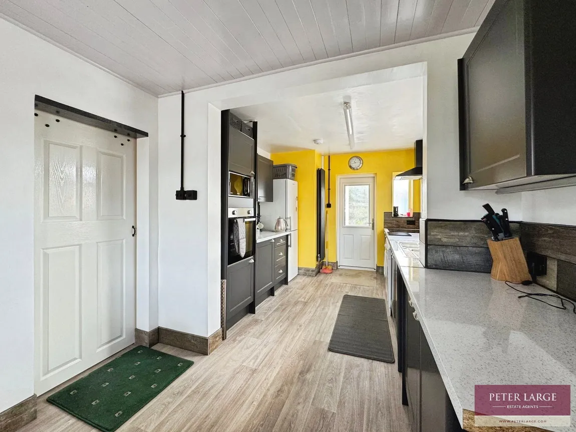 South Drive, Rhyl, LL18 4SU, photo 5