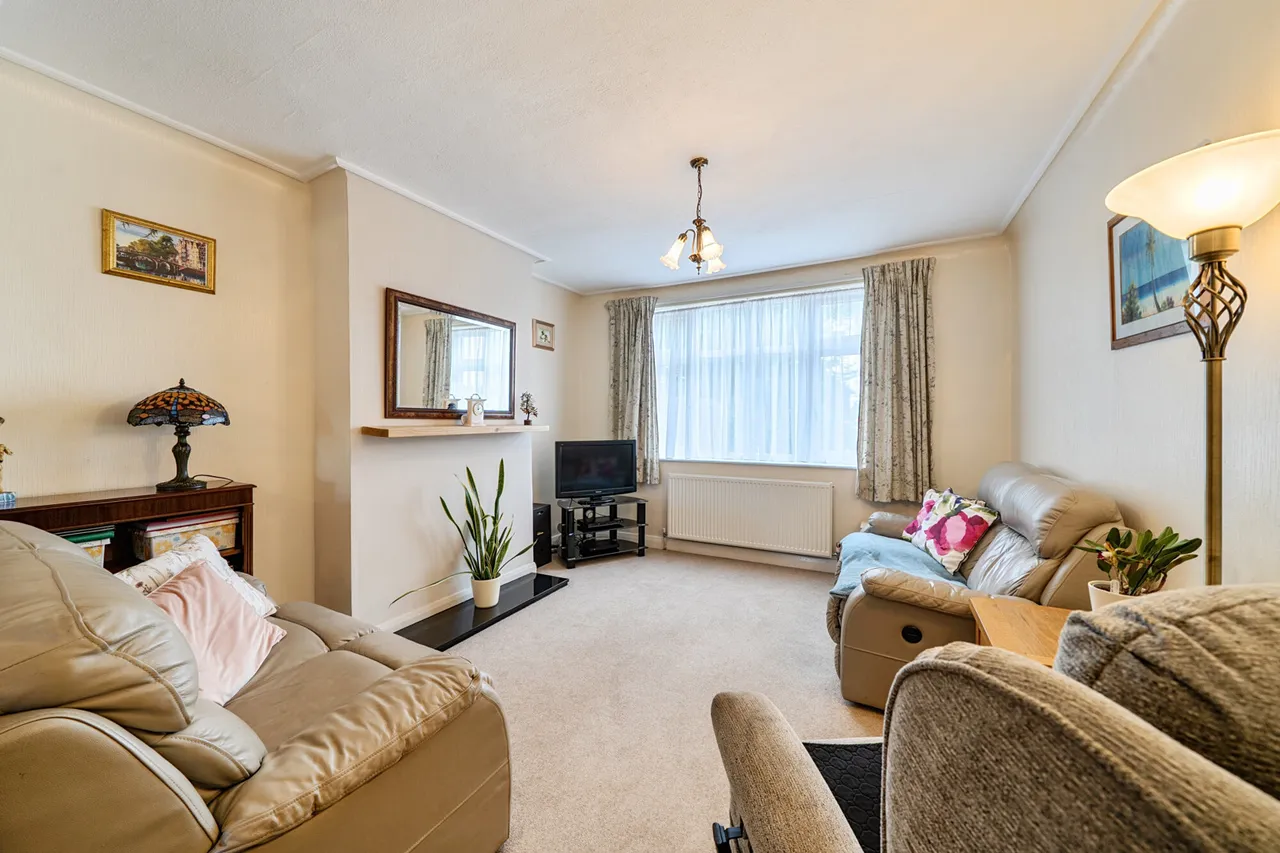 Field End Road, Ruislip, HA4, photo 6