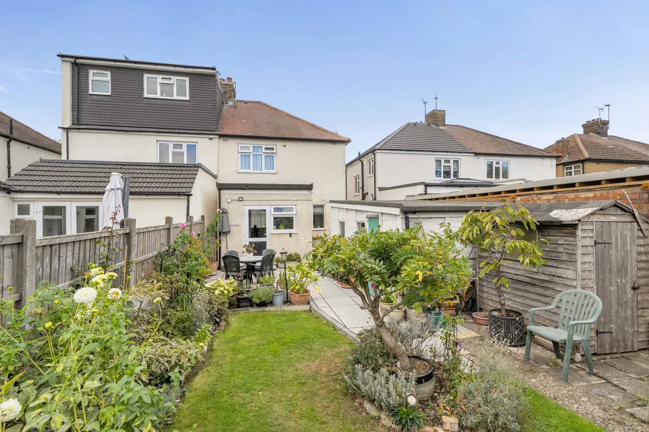 Field End Road, Ruislip, HA4, photo 10