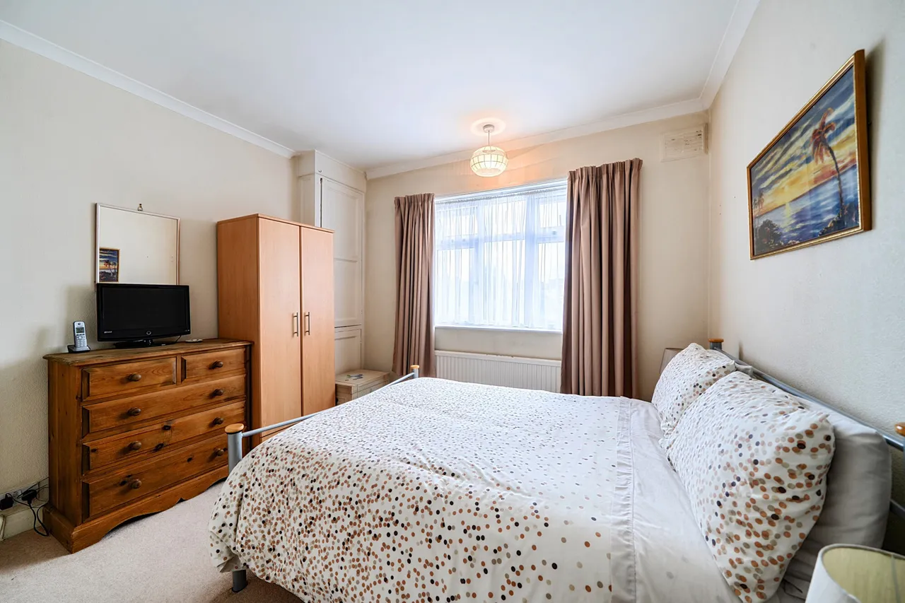 Field End Road, Ruislip, HA4, photo 18