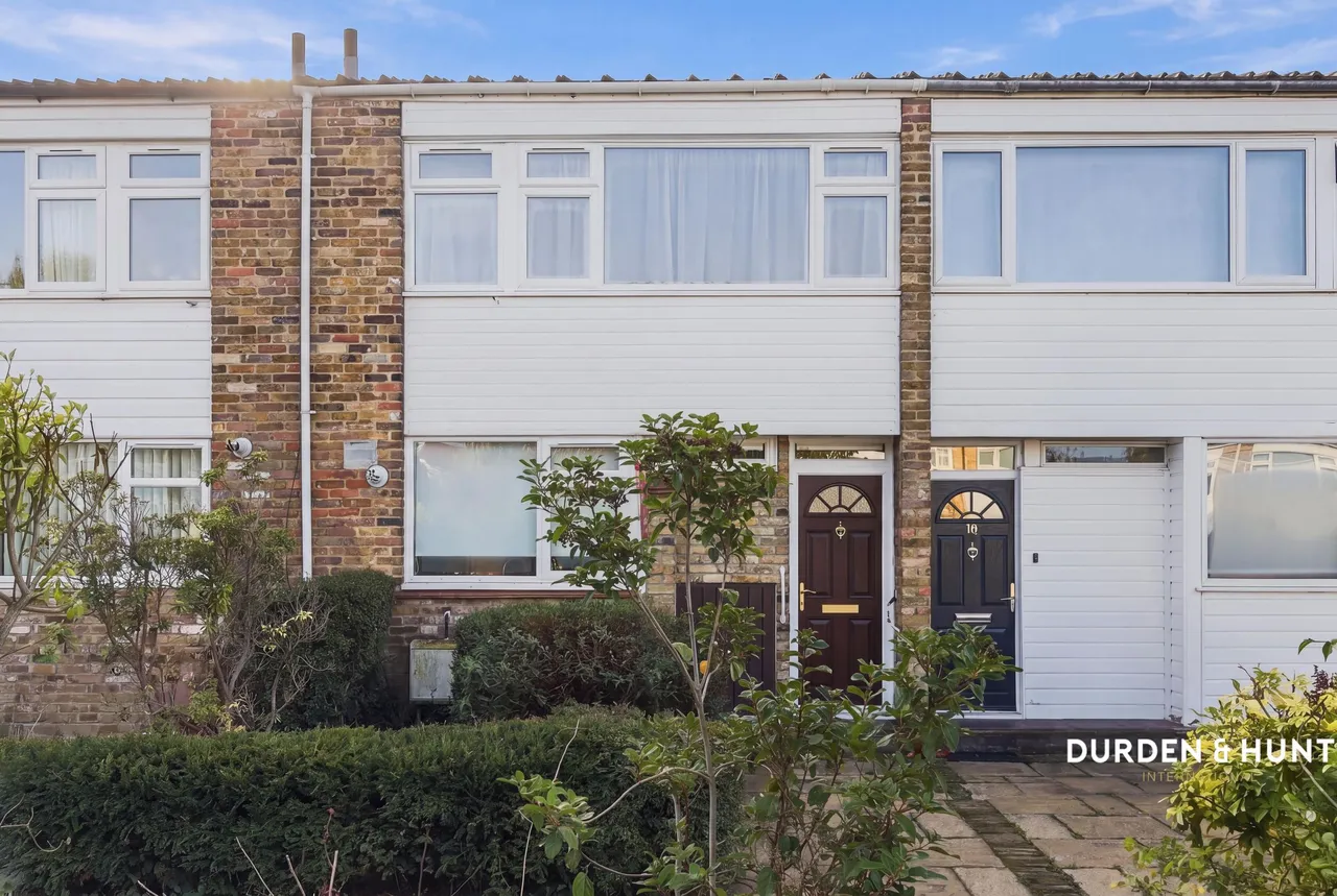 3 bed house for sale, Highfield Green, Epping, CM16