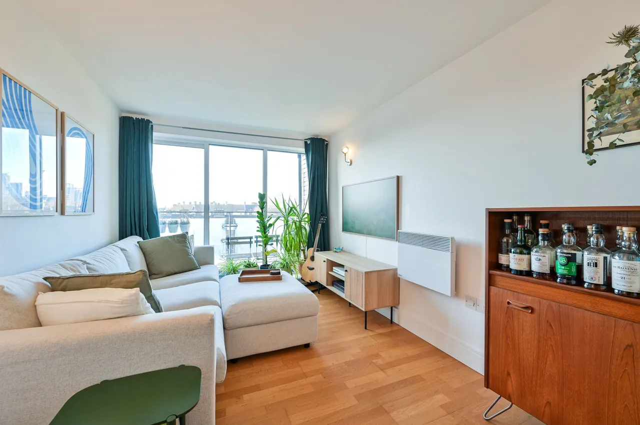Flat 11, 195 Long Lane, London, photo 3