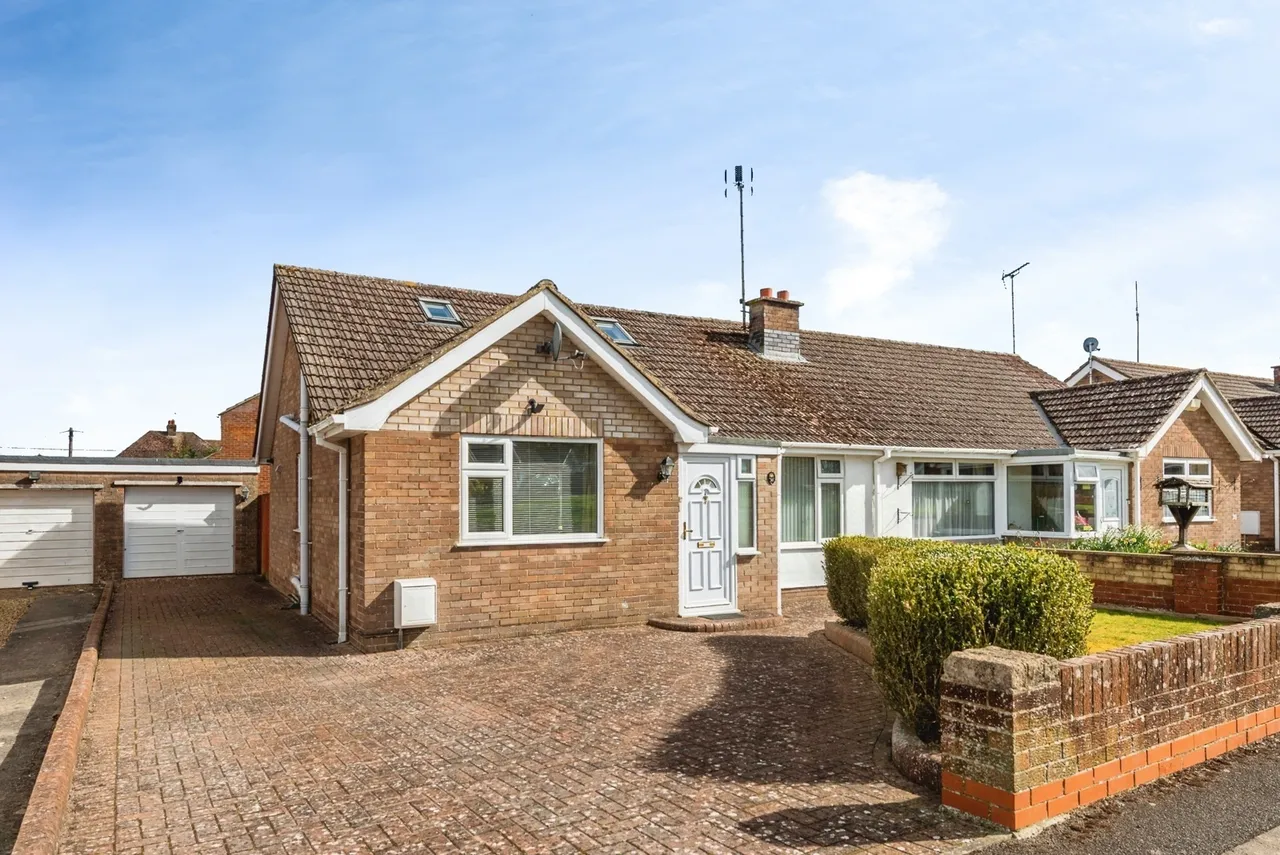Canney Close, Chiseldon, Swindon, Wiltshire, SN4, photo 2