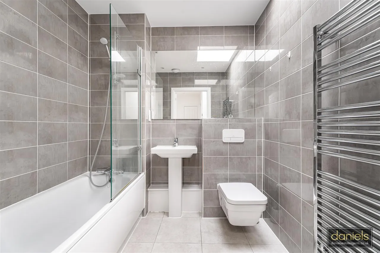 Sudbury Hill, Harrow, HA1, photo 3