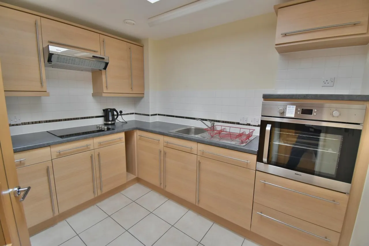 Cherrett Court, BH22, photo 2