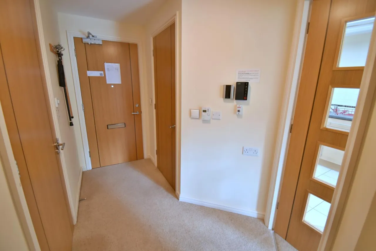 Cherrett Court, BH22, photo 11