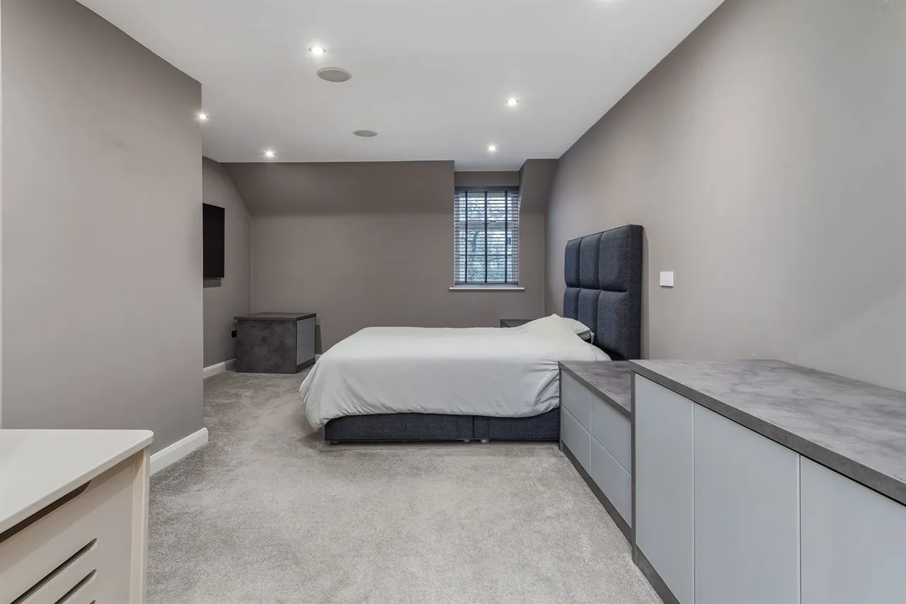 Edge View Crescent, Alderley Edge, photo 15
