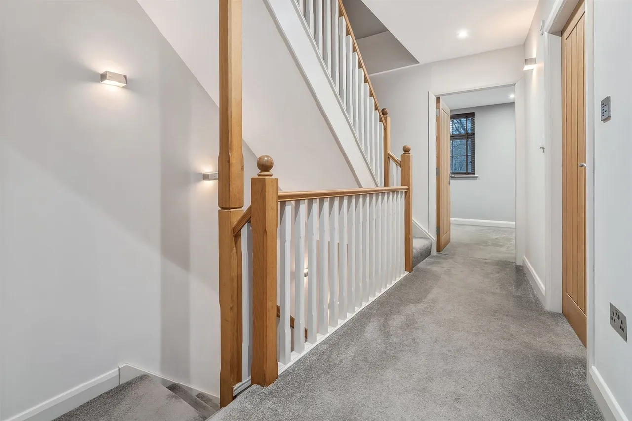 Edge View Crescent, Alderley Edge, photo 21