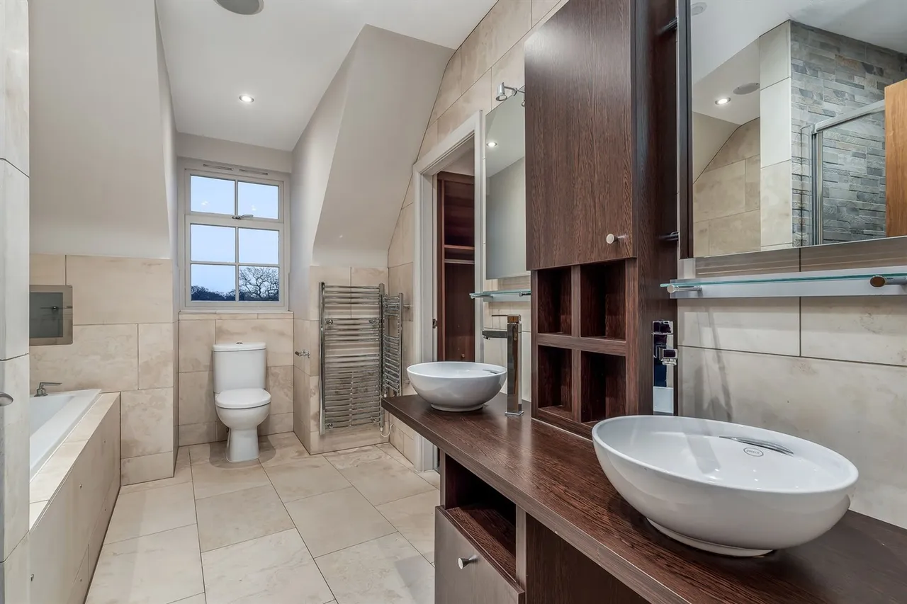 Edge View Crescent, Alderley Edge, photo 16