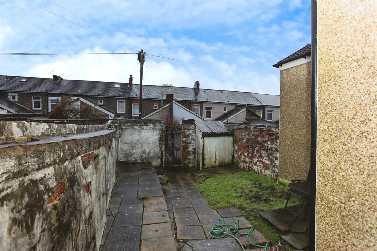 Coed Y Brain Road, Caerphilly, CF83, photo 17