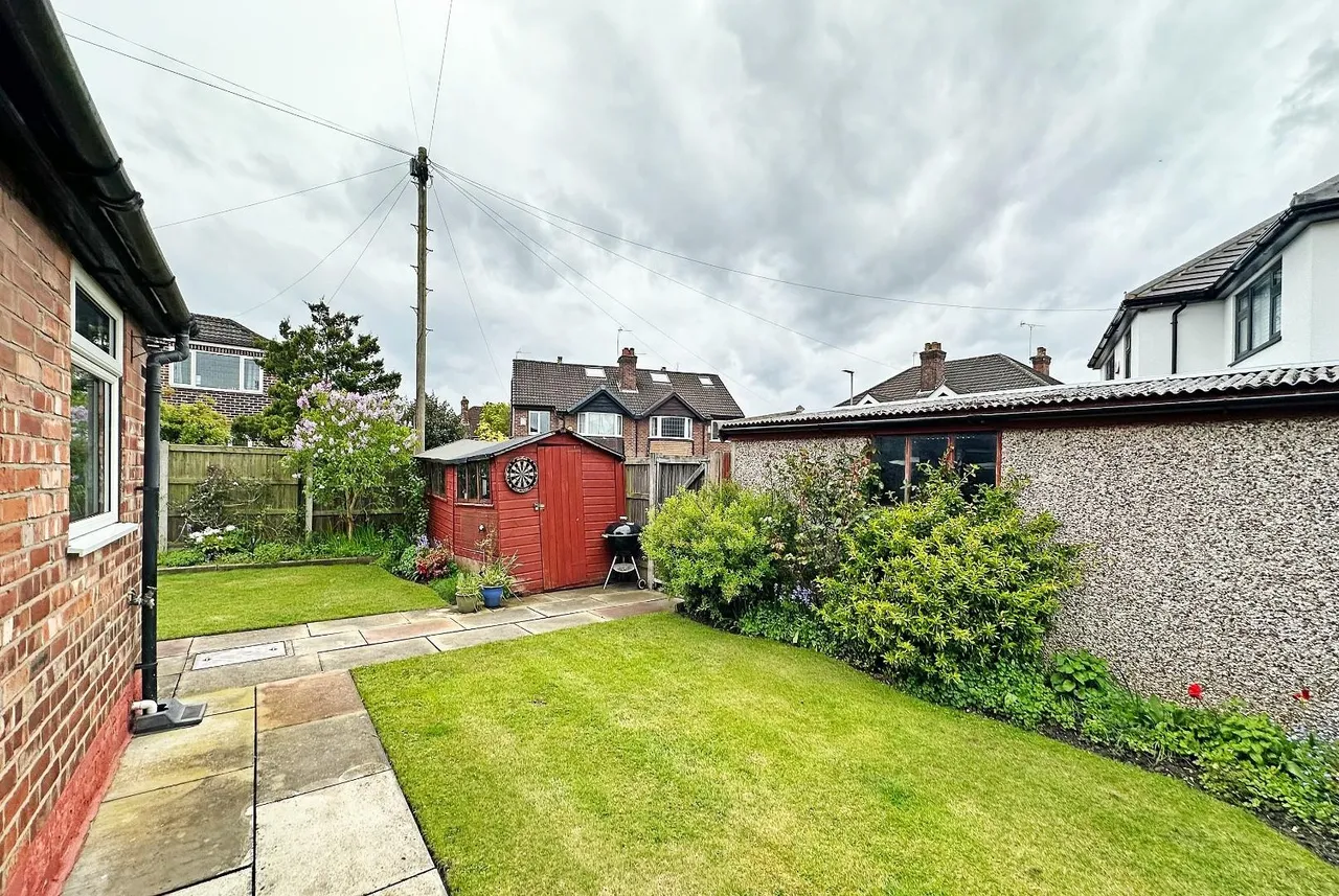 Stockport Road, Timperley WA15 7SF, photo 33