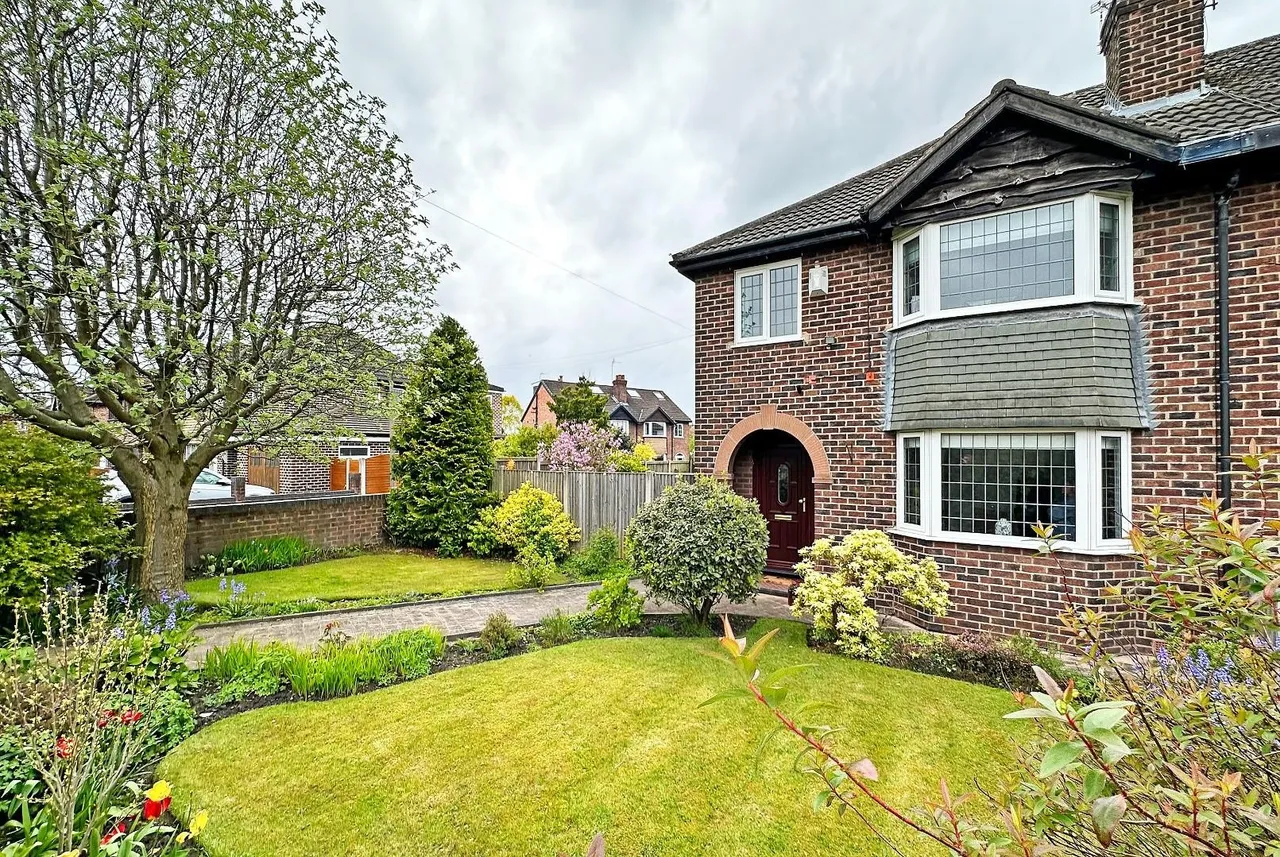 Stockport Road, Timperley WA15 7SF, photo 36