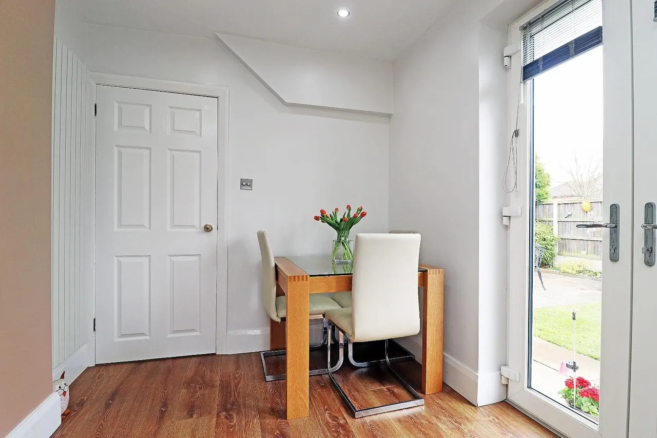 Stockport Road, Timperley WA15 7SF, photo 16