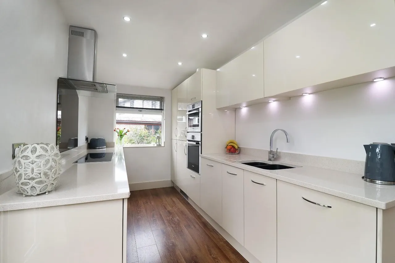 Stockport Road, Timperley WA15 7SF, photo 17