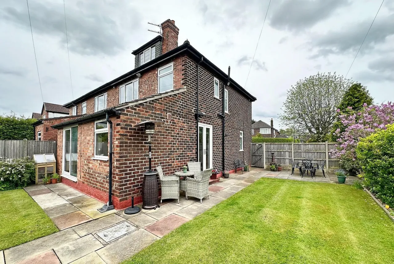 Stockport Road, Timperley WA15 7SF, photo 30