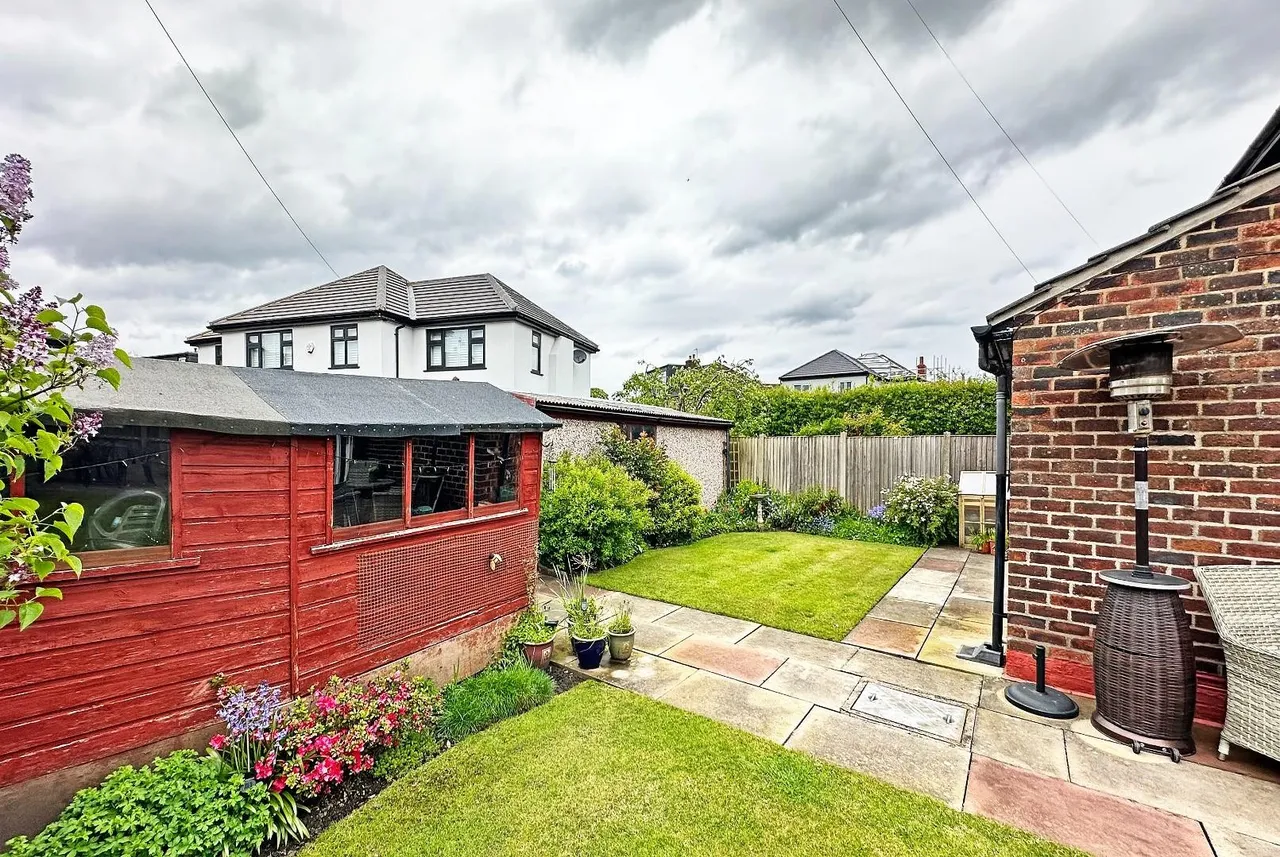 Stockport Road, Timperley WA15 7SF, photo 35
