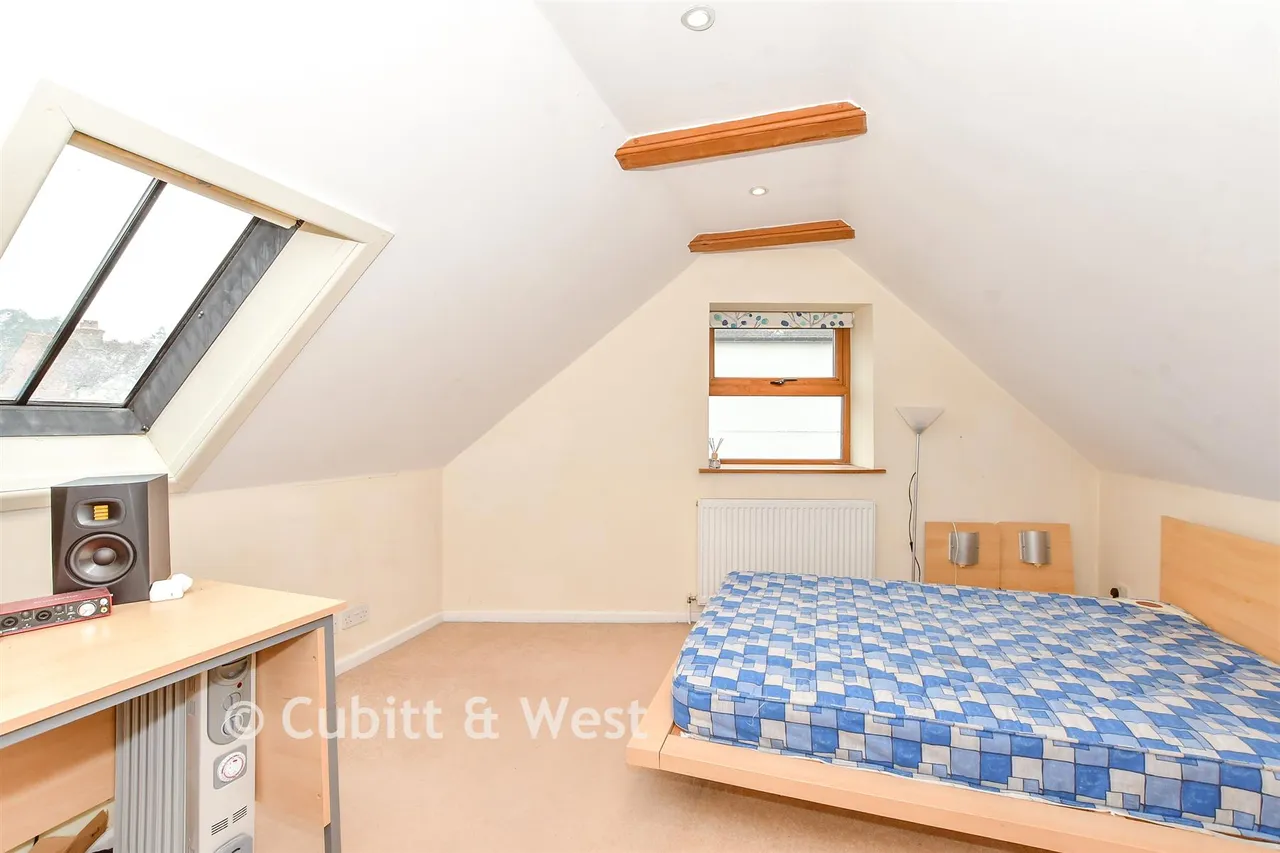 Castle Road, Rowland's Castle, PO9, photo 6