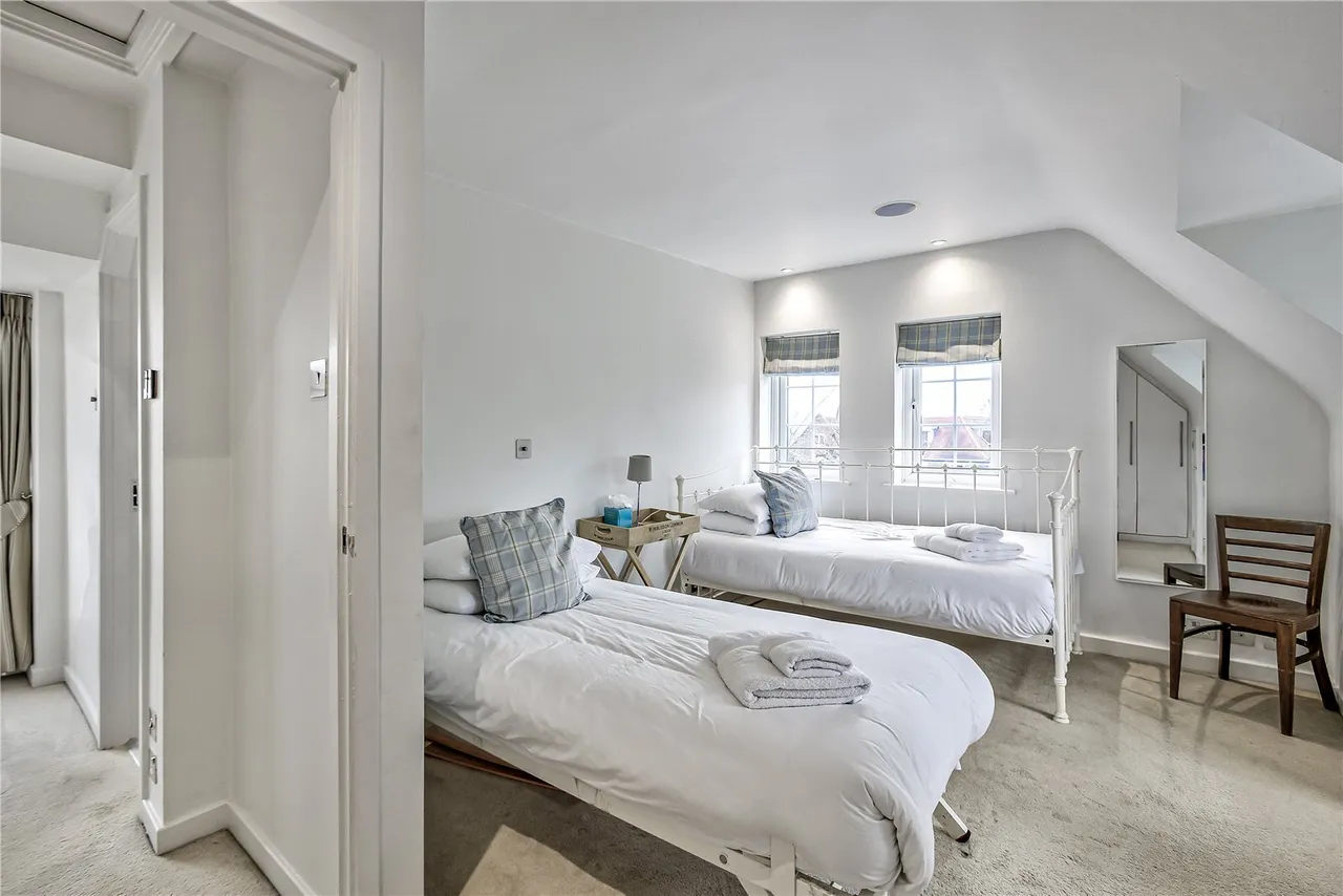 Church Road, Wimbledon Village, London, SW19, photo 20