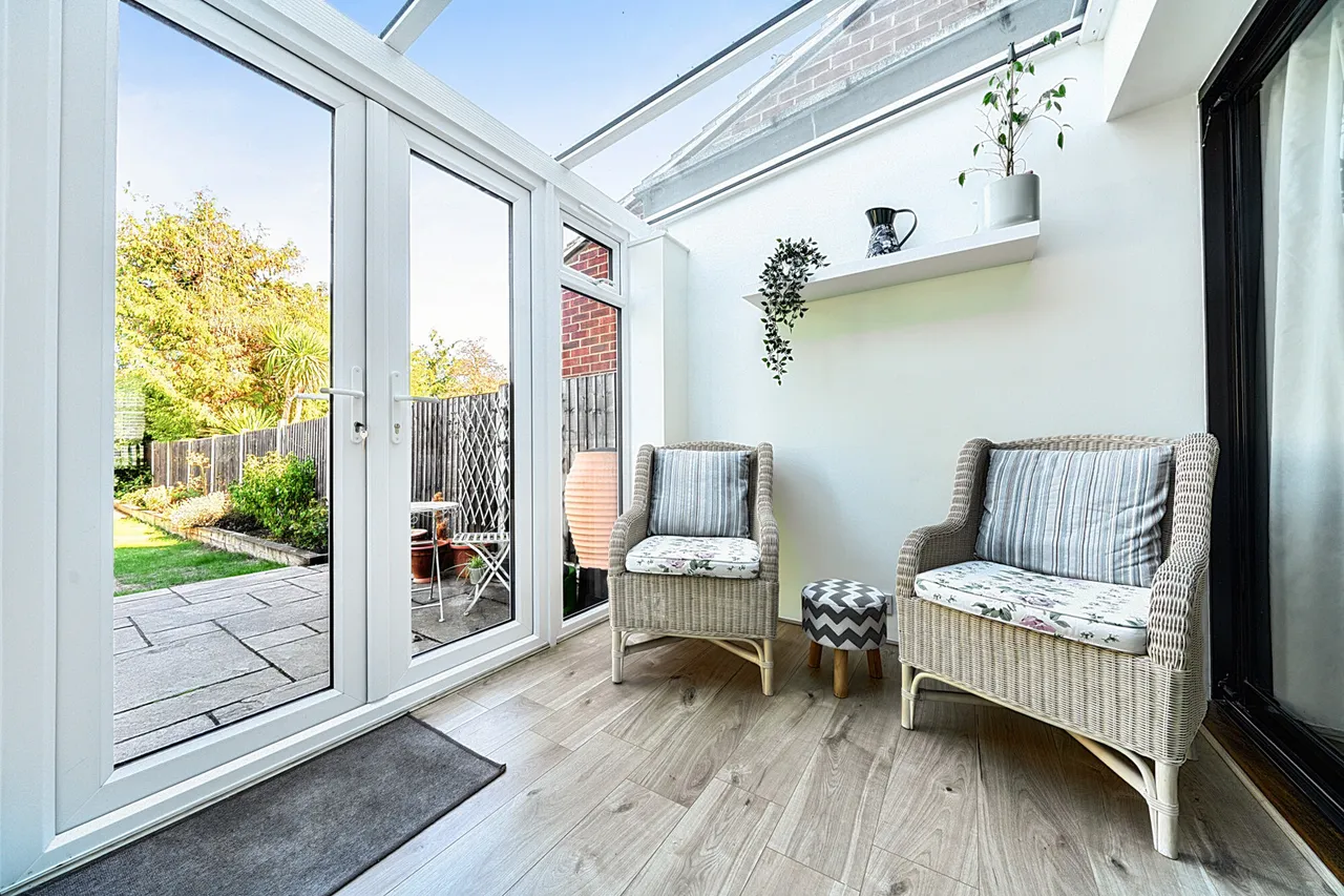 Falconwood Avenue, DA16, photo 12