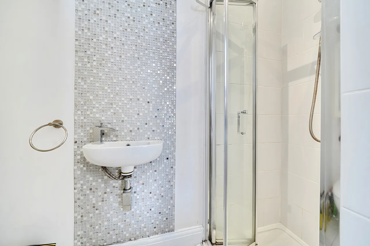 Falconwood Avenue, DA16, photo 9