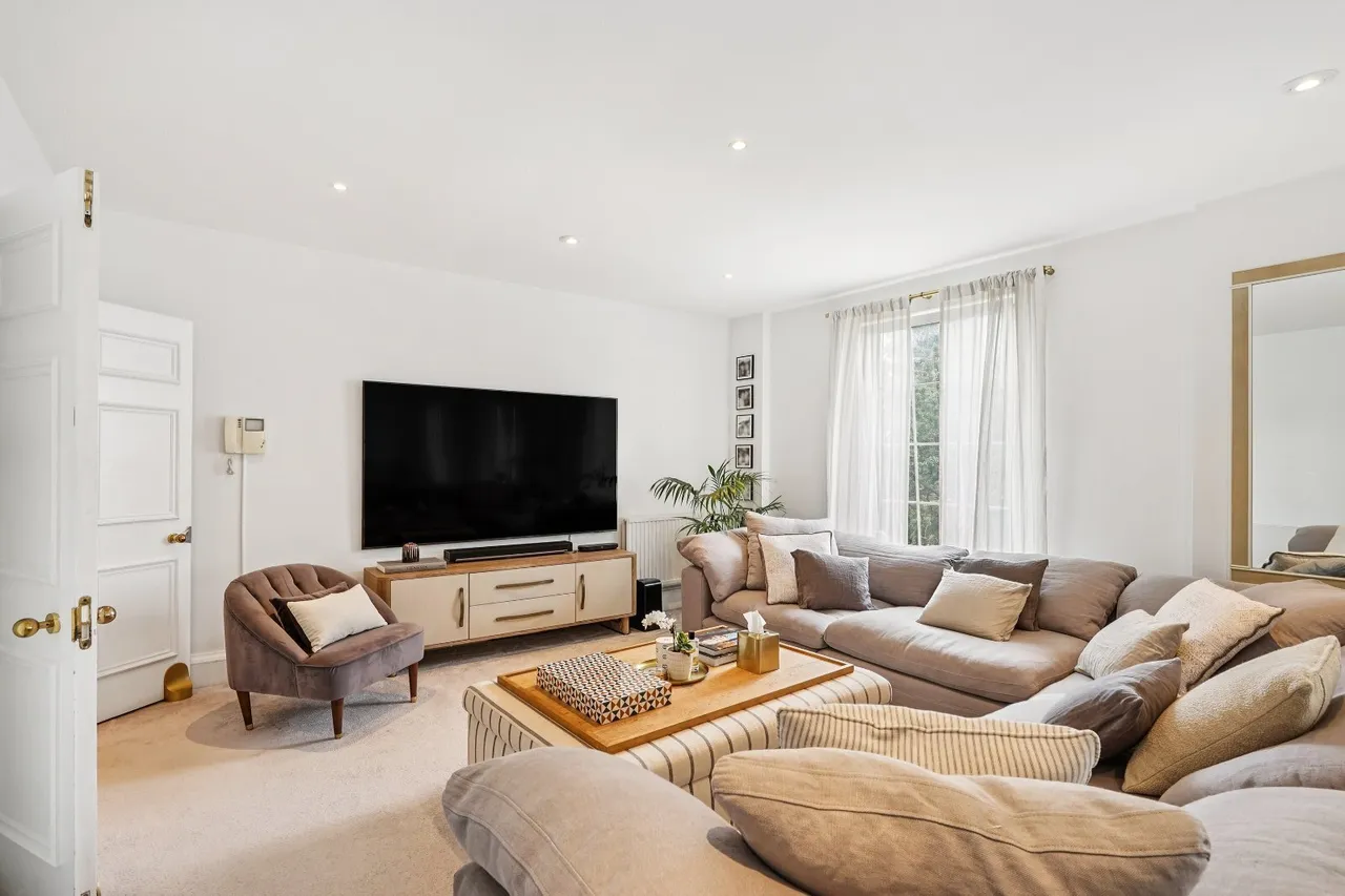 Carlyle Court, Chelsea Harbour, SW10, photo 2