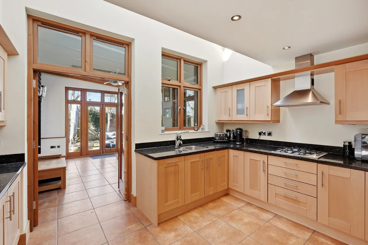 London Road, Stanway, CO3, photo 12