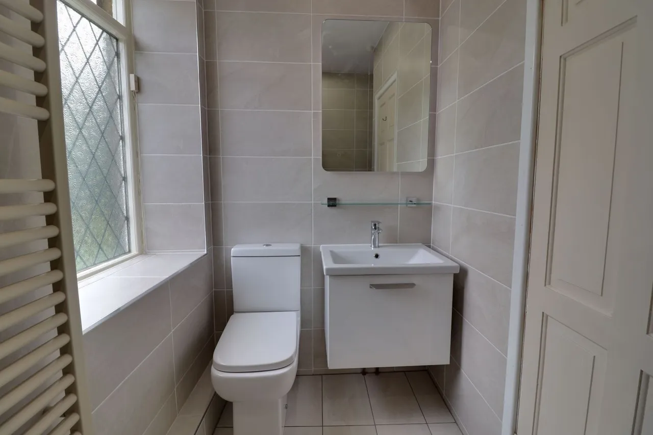Meltham Road, Netherton, HD4, photo 9