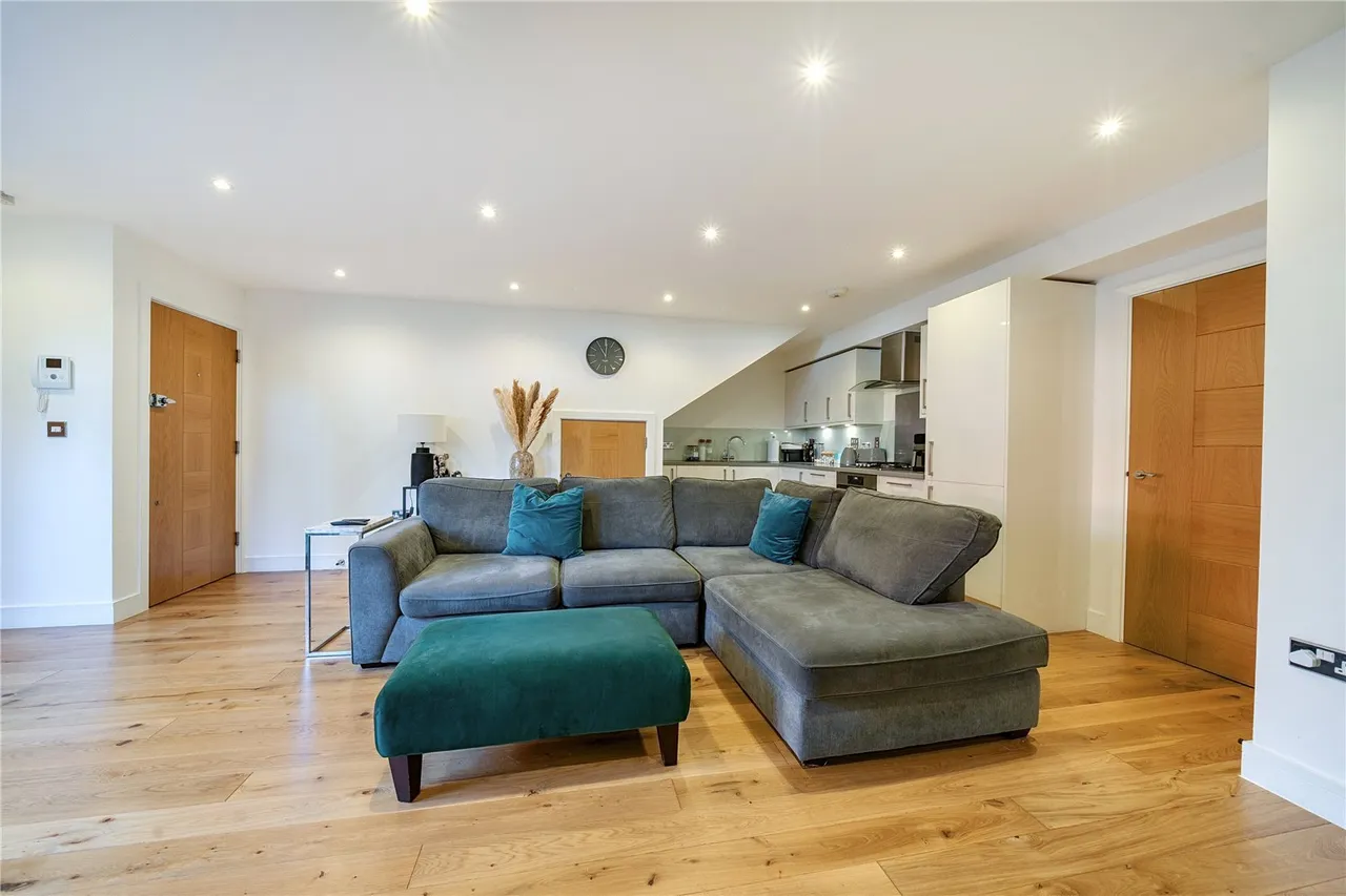 Masons Hill, BR2, photo 11