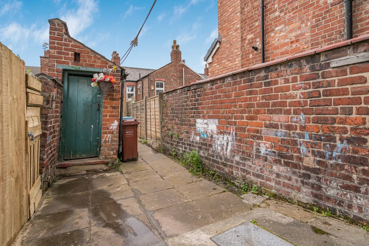 Provident Avenue, Manchester, M19, photo 18