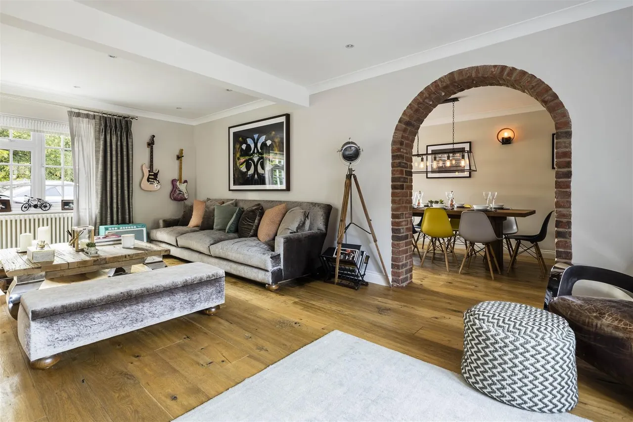 Station Road, Brookmans Park AL9 7SL, photo 6