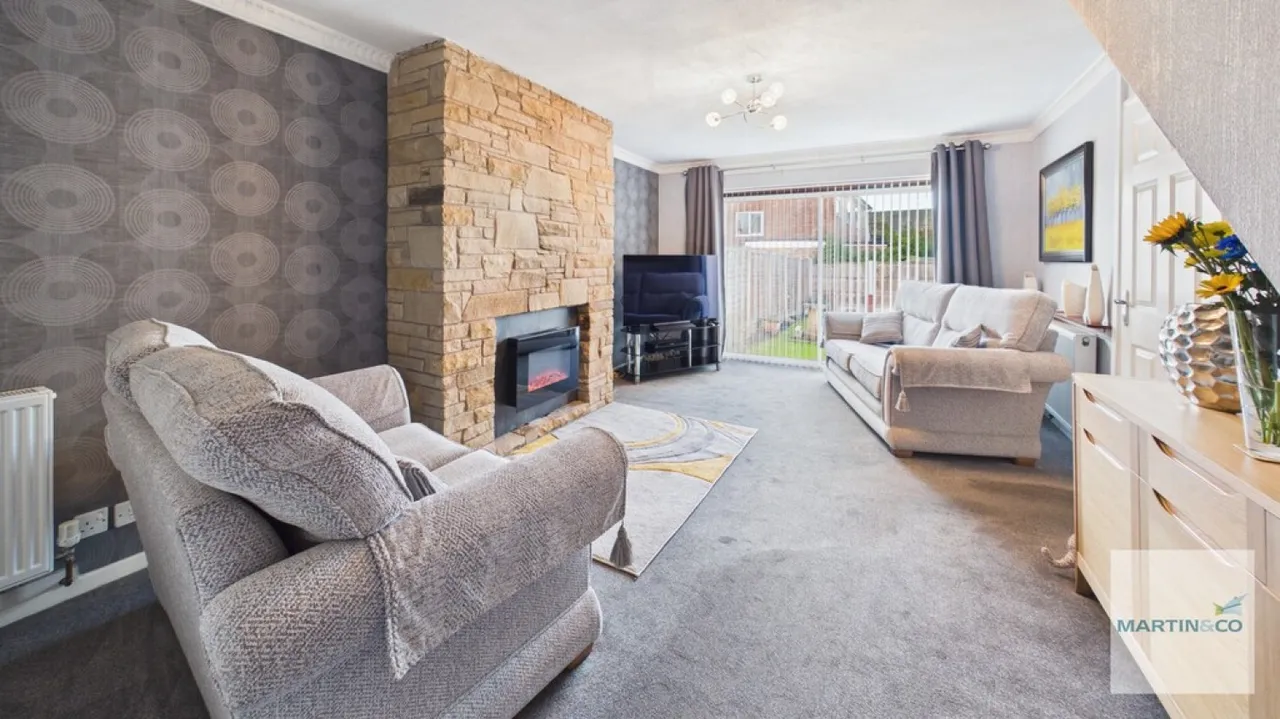 Torc Ave, Tamworth, B77, photo 3